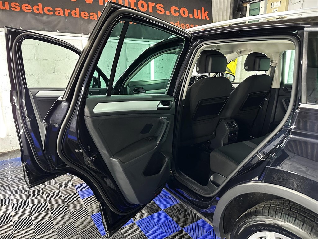 Used Volkswagen Tiguan 2016 for sale - 76979829: Photo 34