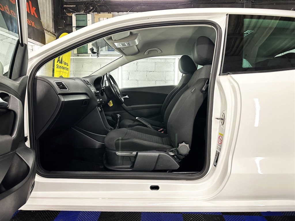 Used Volkswagen Polo 2011 for sale - 77797878: Photo 18