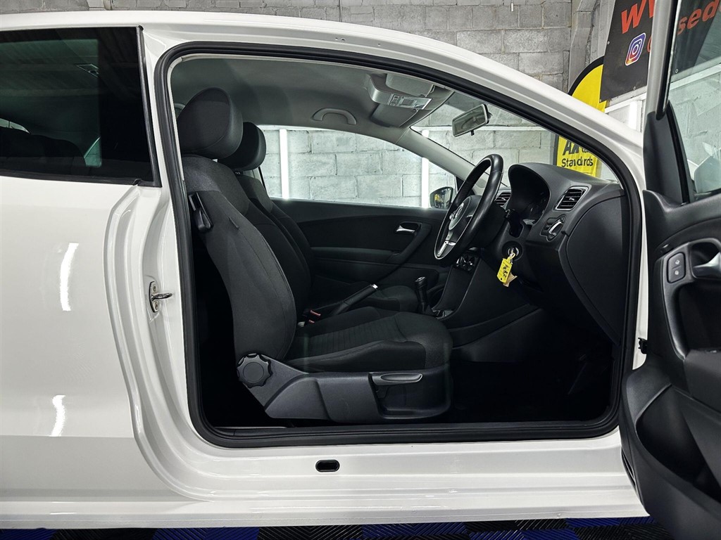 Used Volkswagen Polo 2011 for sale - 77797878: Photo 25