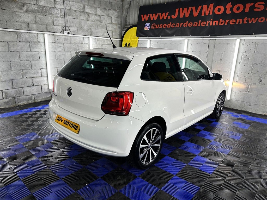 Used Volkswagen Polo 2011 for sale - 77797878: Photo 48