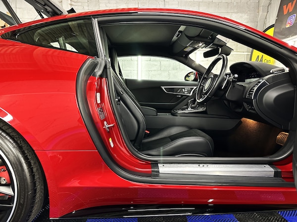 Used Jaguar F-Type 2020 for sale - 75627753: Photo 28