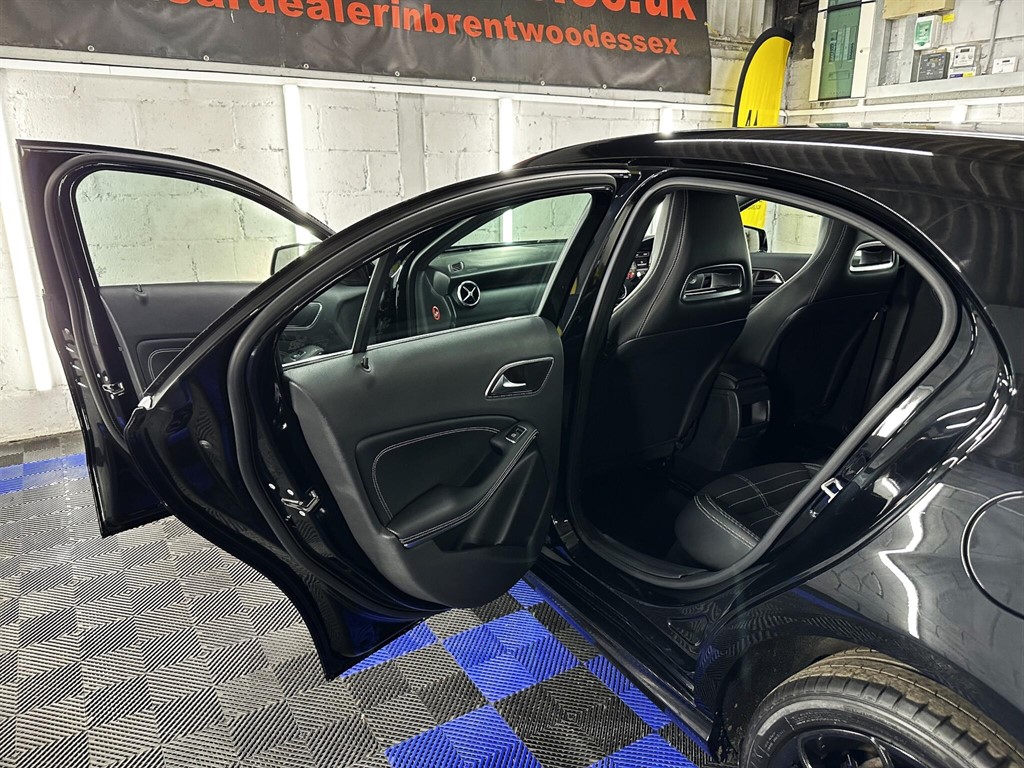 Used Mercedes-Benz A-Class 2013 for sale - 76979836: Photo 34