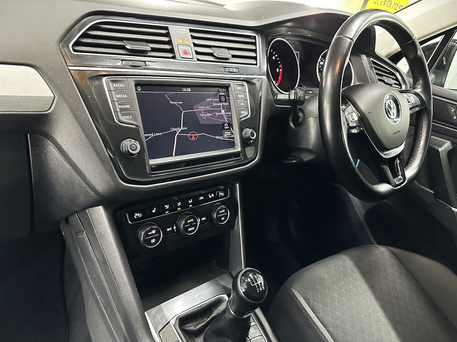 Used Volkswagen Tiguan 2016 for sale - 76593611: Photo 21