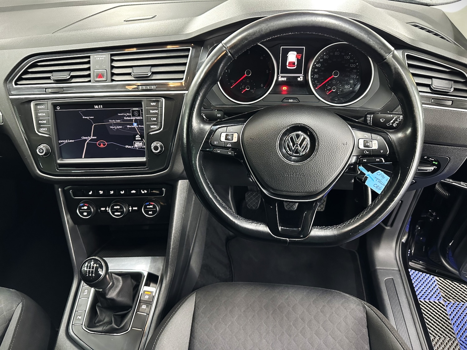 Used Volkswagen Tiguan 2016 for sale - 76593611: Photo 24