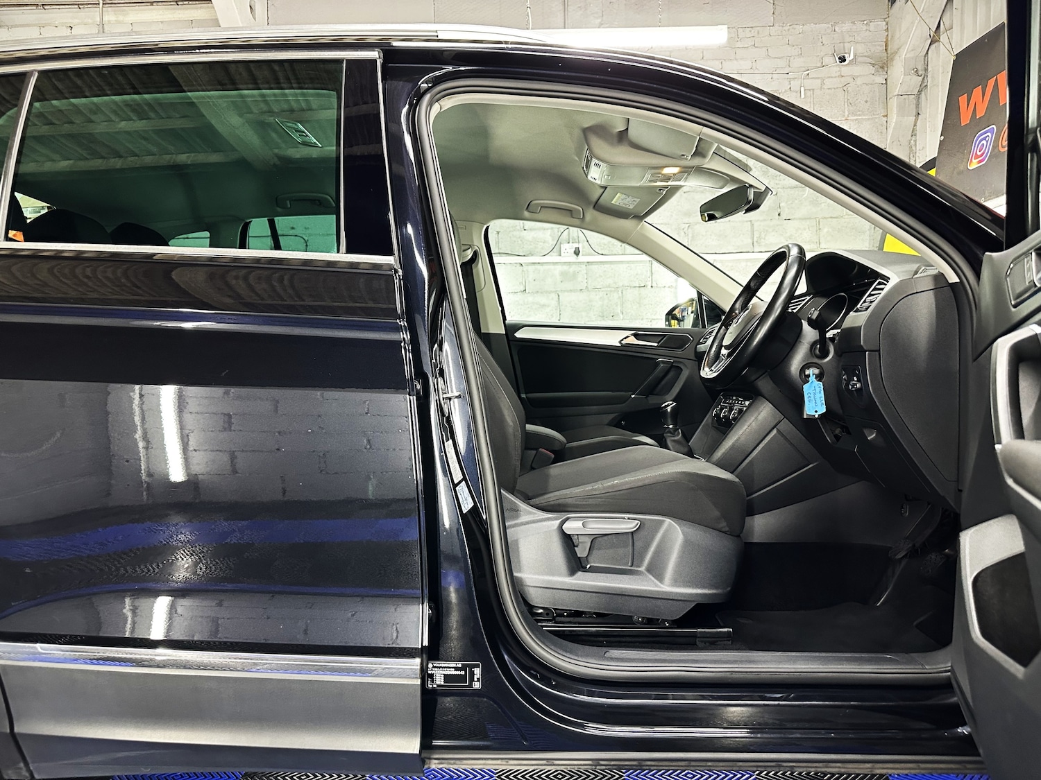 Used Volkswagen Tiguan 2016 for sale - 76593611: Photo 26