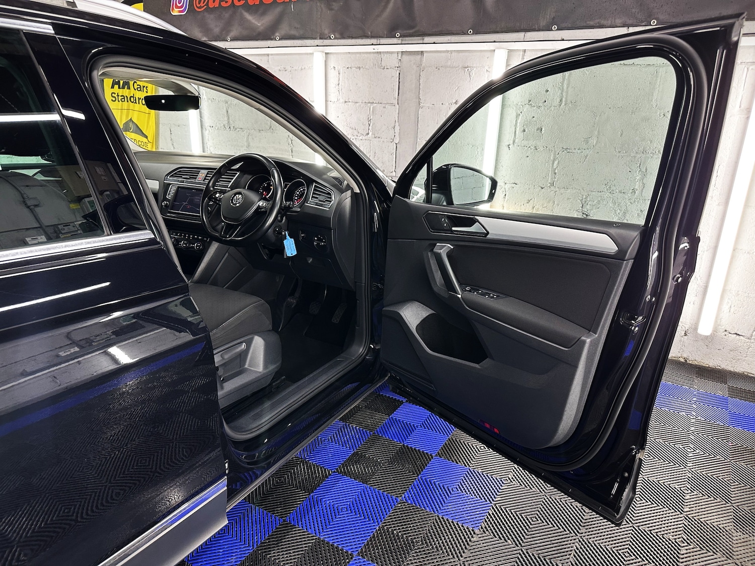 Used Volkswagen Tiguan 2016 for sale - 76593611: Photo 28