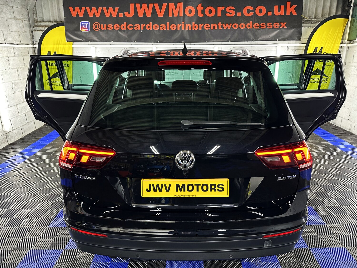 Used Volkswagen Tiguan 2016 for sale - 76593611: Photo 33