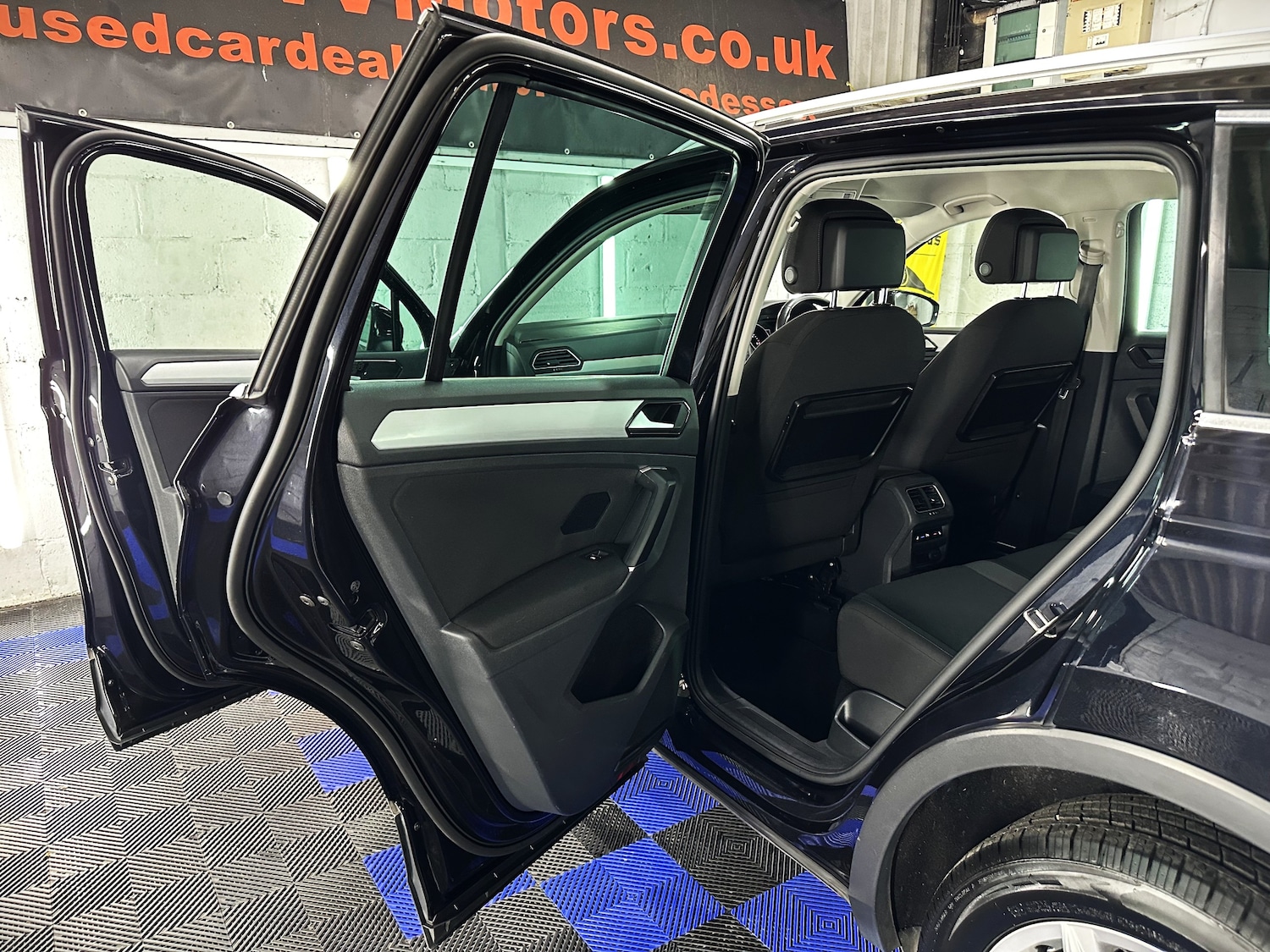 Used Volkswagen Tiguan 2016 for sale - 76593611: Photo 34