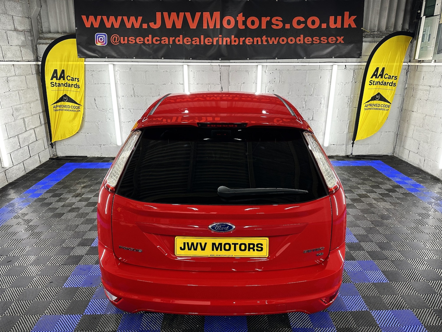 Used Ford Focus 2010 for sale - 76961862: Photo 12