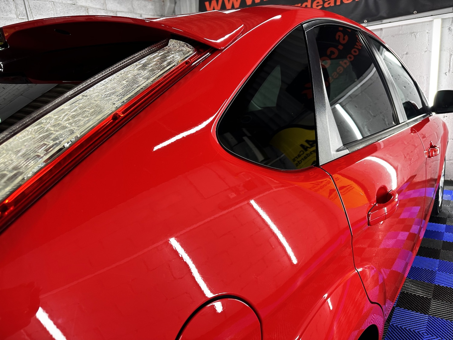 Used Ford Focus 2010 for sale - 76961862: Photo 14