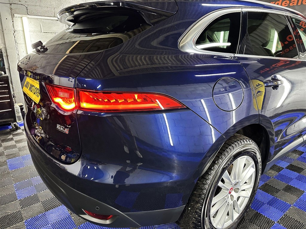 Used Jaguar F-Pace 2017 for sale - 77581669: Photo 13