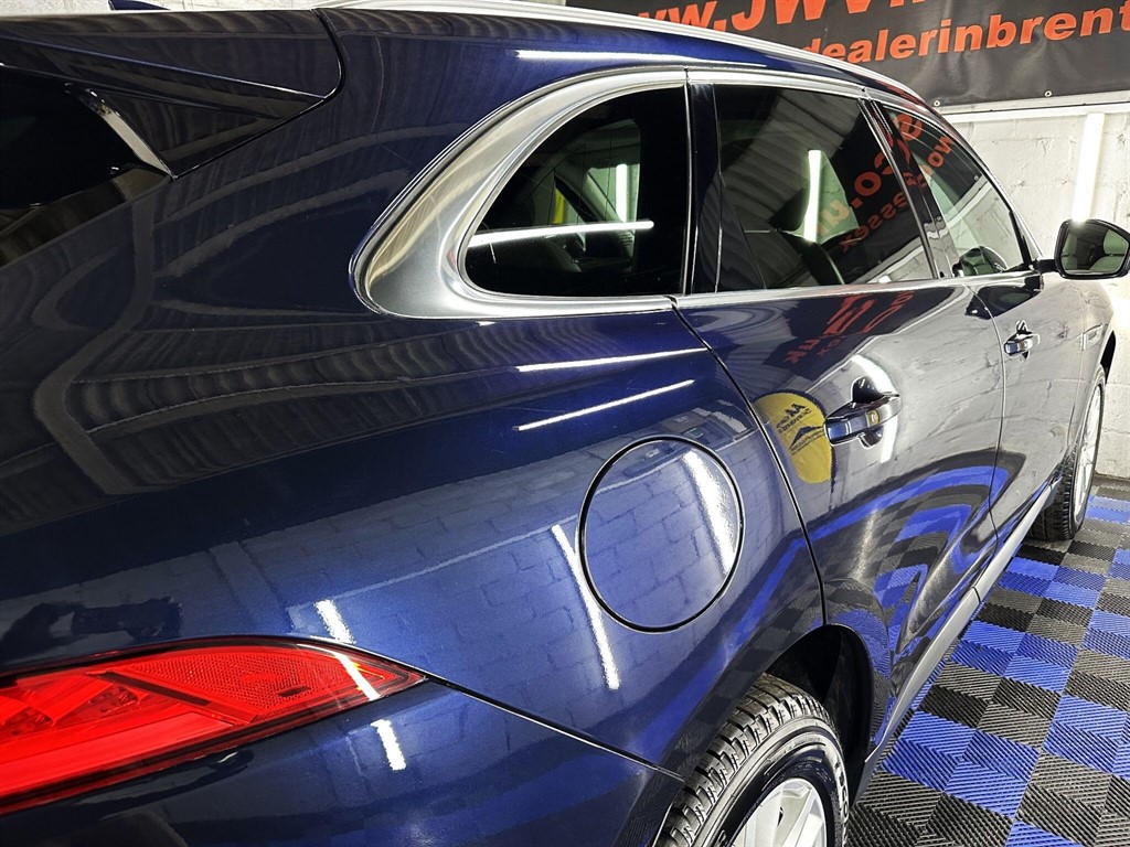 Used Jaguar F-Pace 2017 for sale - 77581669: Photo 14