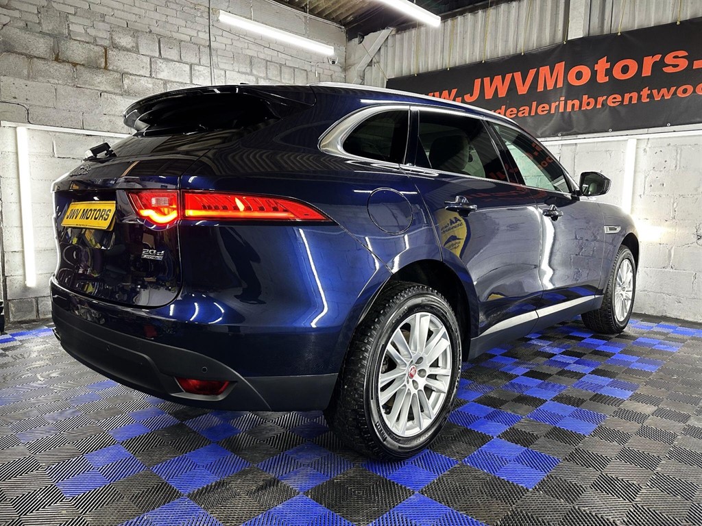 Used Jaguar F-Pace 2017 for sale - 77581669: Photo 15