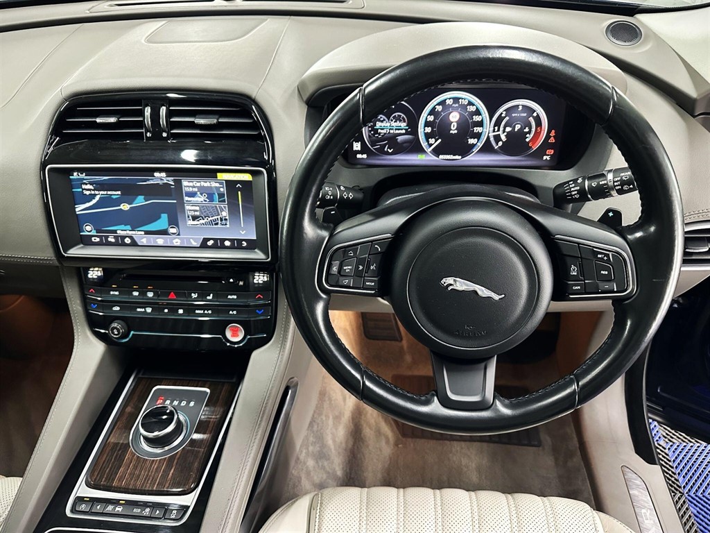 Used Jaguar F-Pace 2017 for sale - 77581669: Photo 26