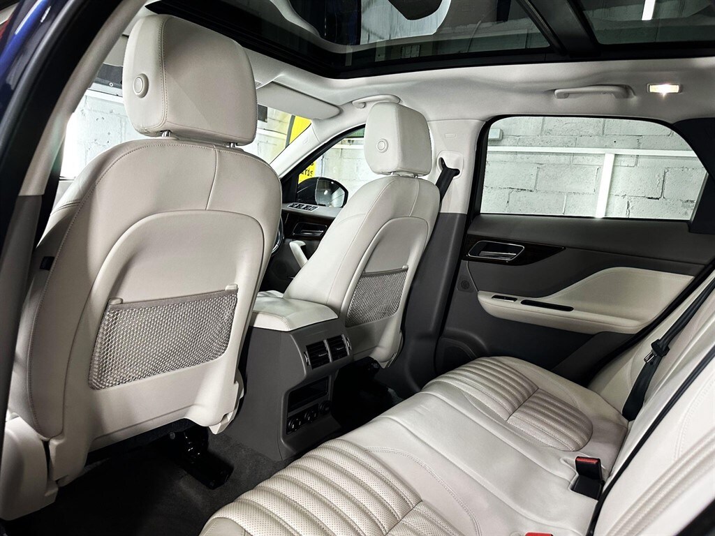 Used Jaguar F-Pace 2017 for sale - 77581669: Photo 37
