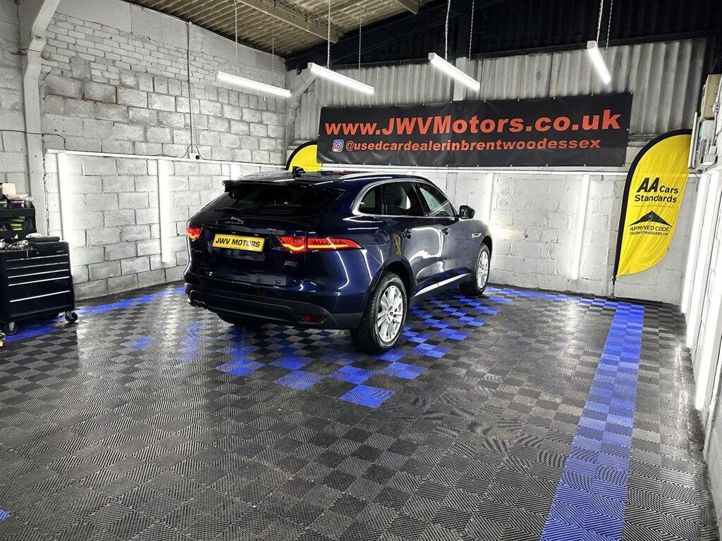 Used Jaguar F-Pace 2017 for sale - 77581669: Photo 57