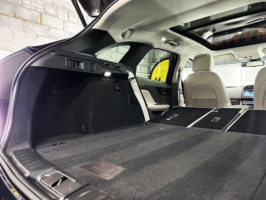 Used Jaguar F-Pace 2017 for sale - 77581669: Photo 61