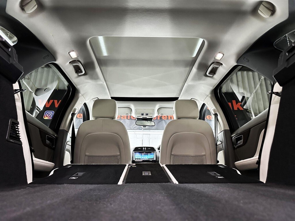 Used Jaguar F-Pace 2017 for sale - 77581669: Photo 64