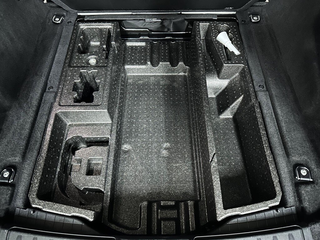 Used Jaguar F-Pace 2017 for sale - 77581669: Photo 65