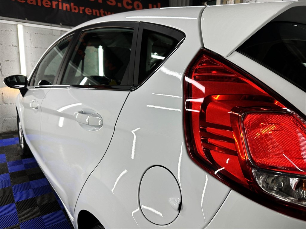 Used Ford Fiesta 2015 for sale - 77019968: Photo 10