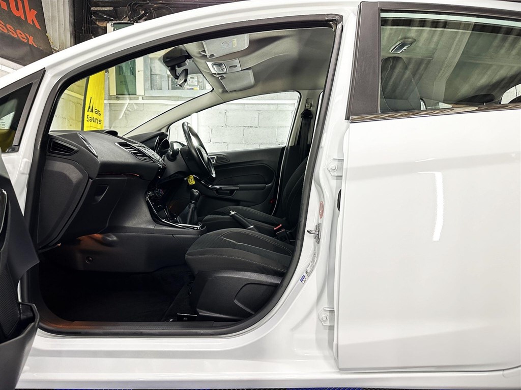 Used Ford Fiesta 2015 for sale - 77019968: Photo 18