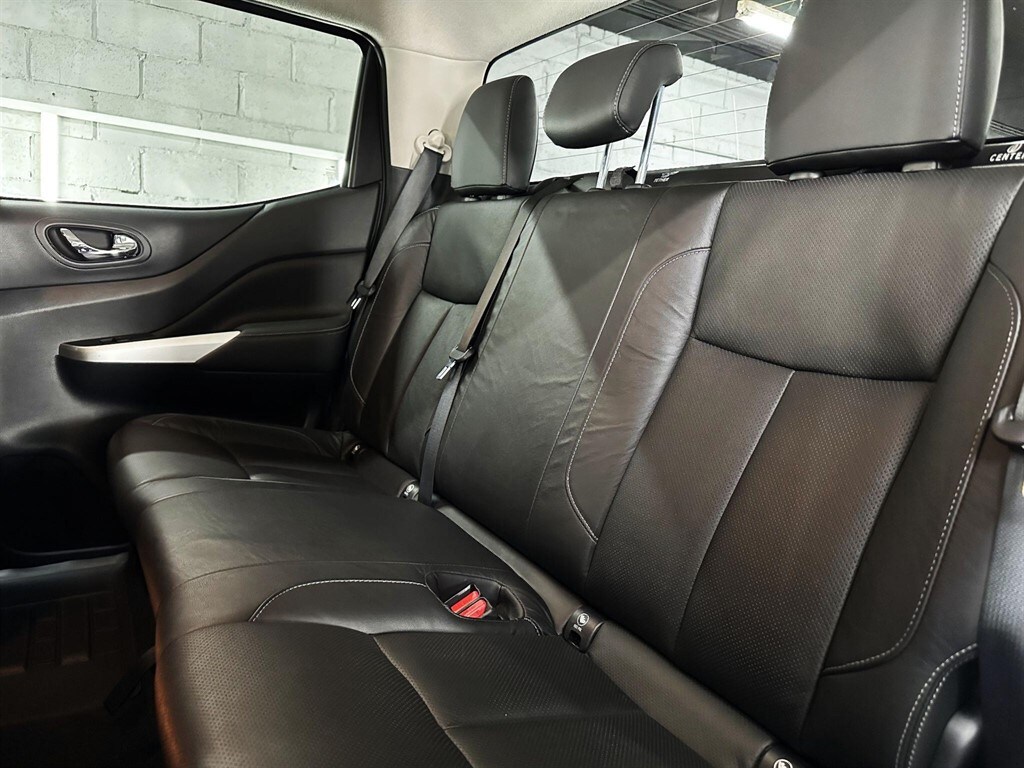 Used Nissan Navara 2018 for sale - 77472139: Photo 38