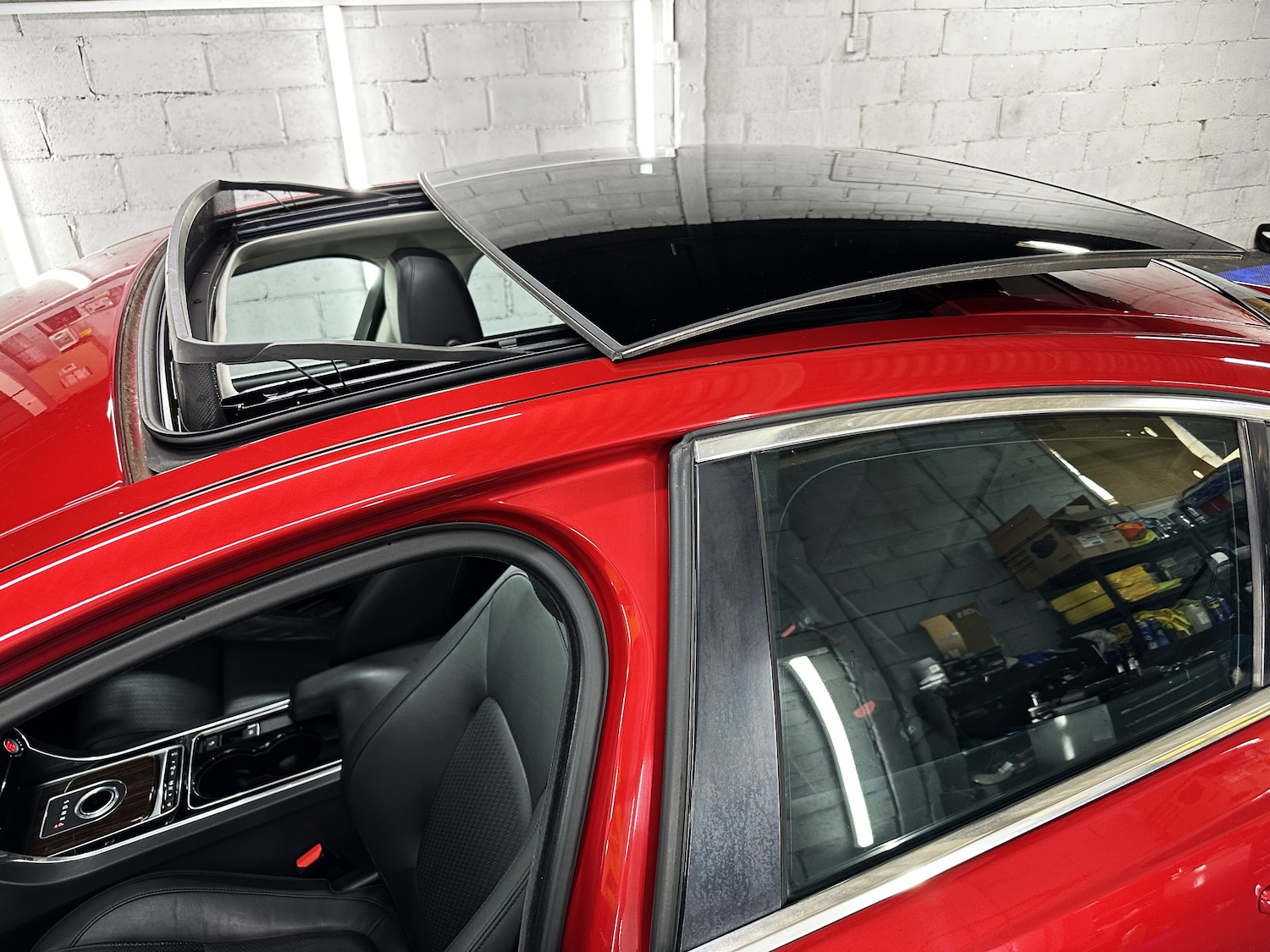 Used Jaguar XE 2015 for sale - 76391913: Photo 23