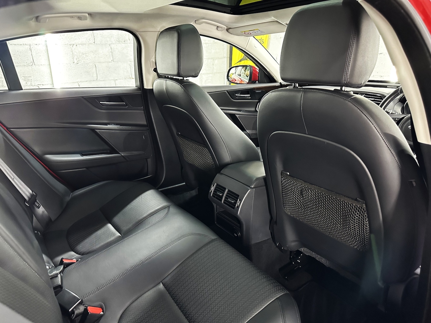 Used Jaguar XE 2015 for sale - 76391913: Photo 33