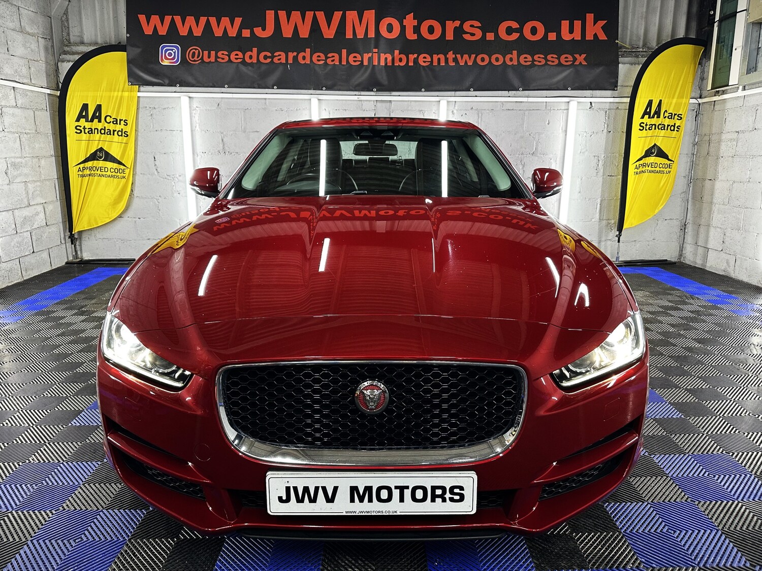 Used Jaguar XE 2015 for sale - 76391913: Photo 43