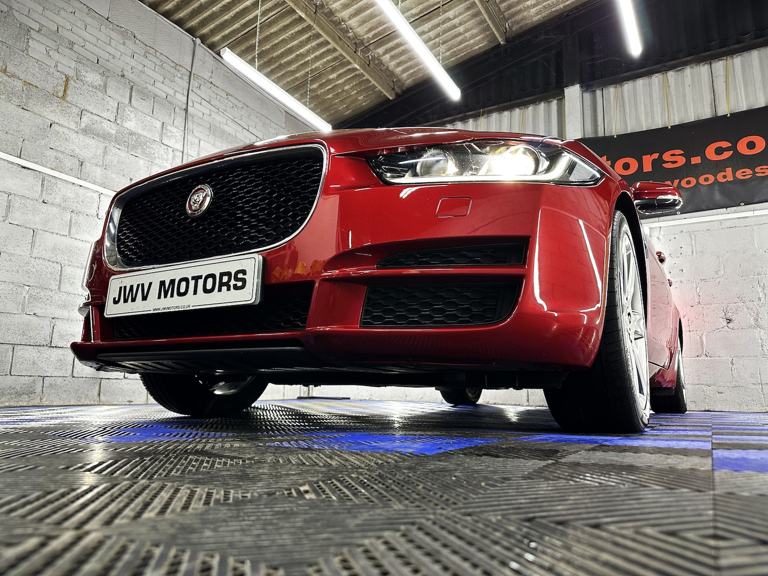 Used Jaguar XE 2015 for sale - 76391913: Photo 44