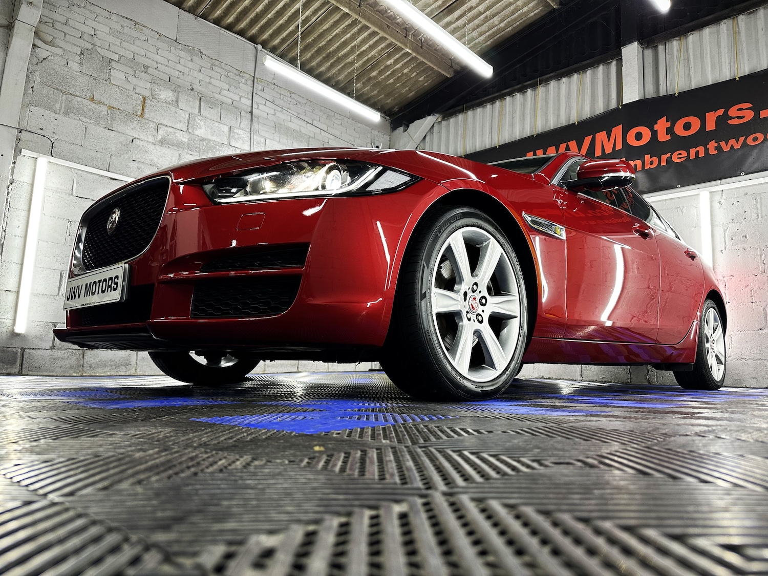 Used Jaguar XE 2015 for sale - 76391913: Photo 45
