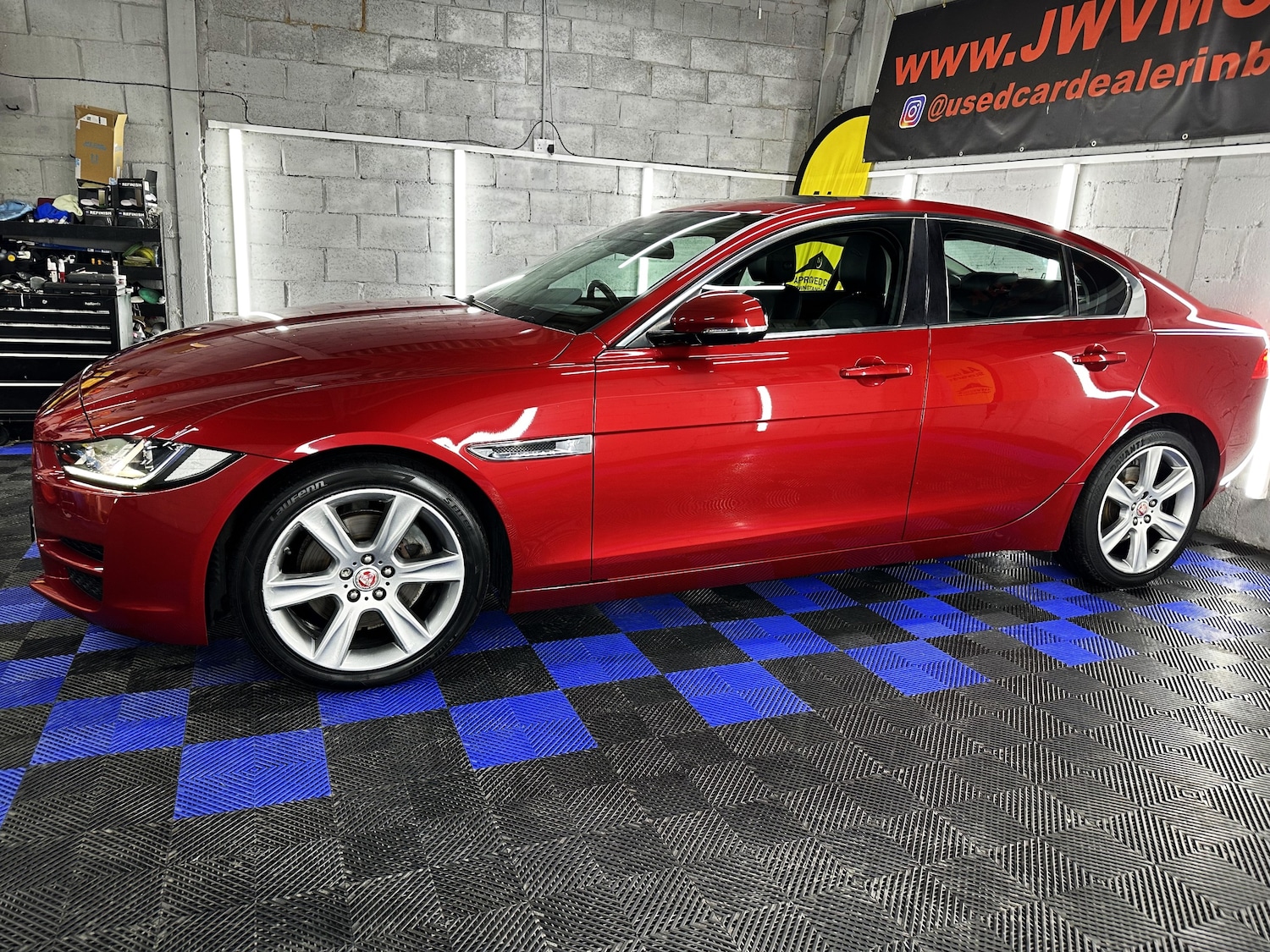 Used Jaguar XE 2015 for sale - 76391913: Photo 47