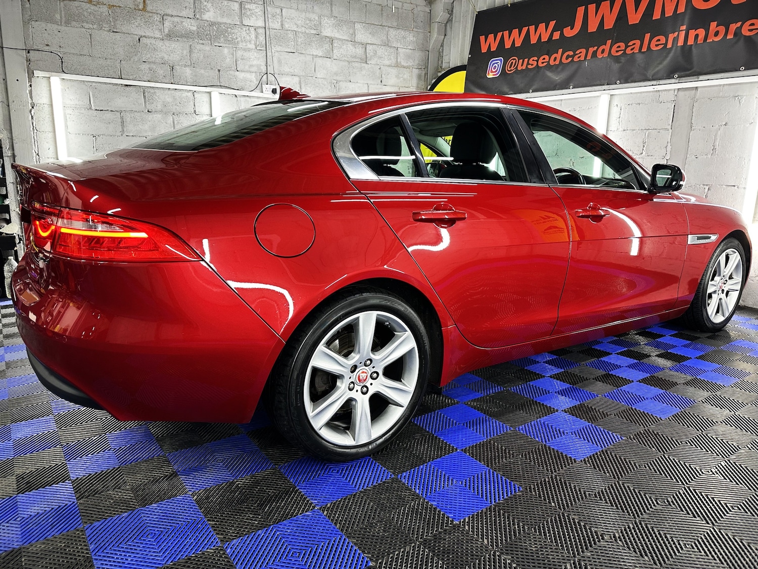 Used Jaguar XE 2015 for sale - 76391913: Photo 56