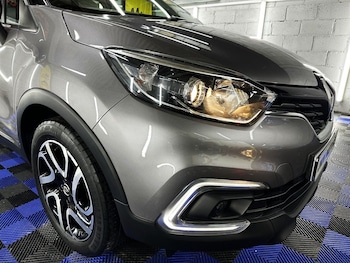Used Renault Captur 2019 for sale - 77239685: Photo