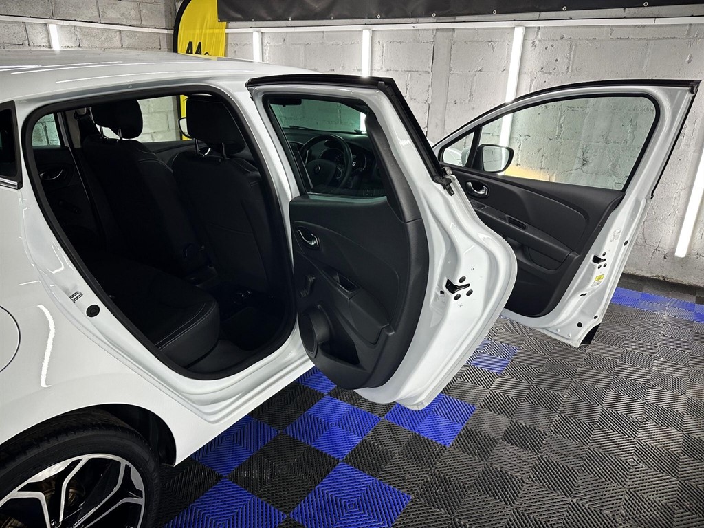 Used Renault Clio 2019 for sale - 77122845: Photo 30