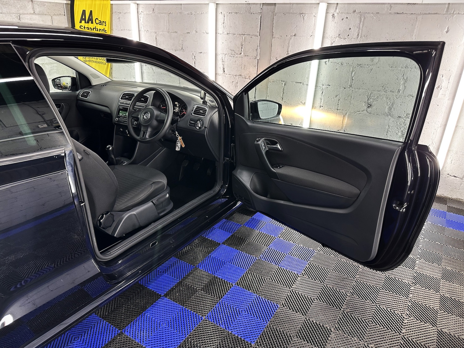 Vehicle 28