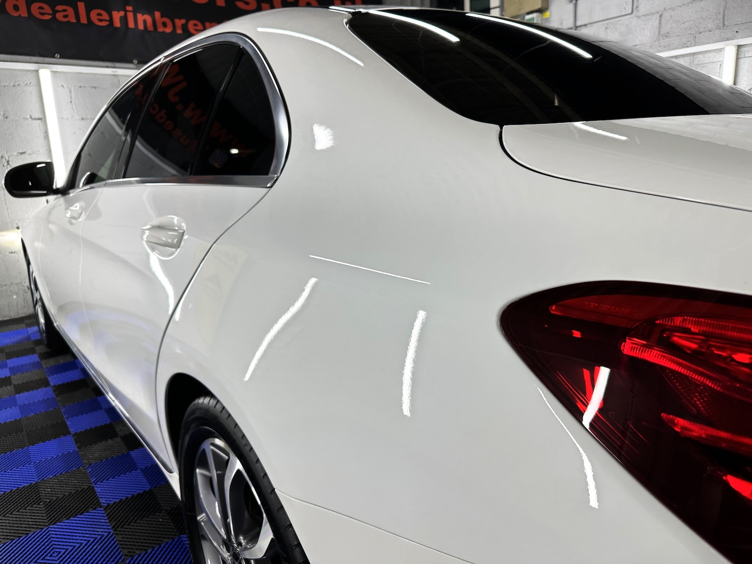 Used Mercedes-Benz C Class 2018 for sale - 76966878: Photo 10