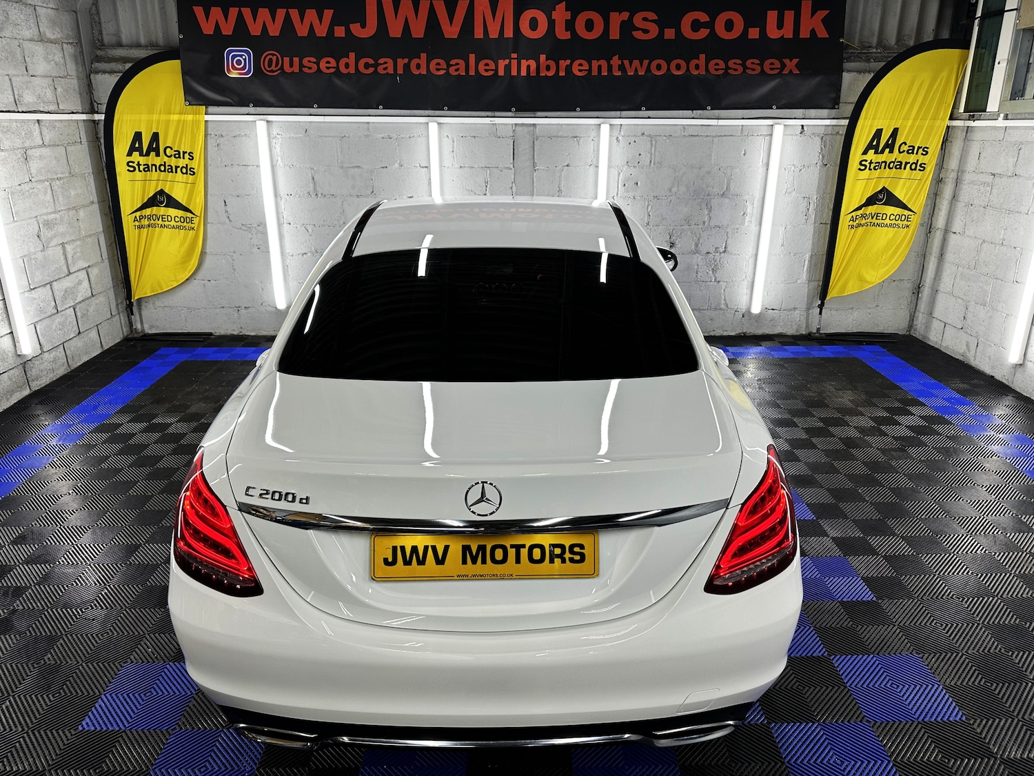 Used Mercedes-Benz C Class 2018 for sale - 76966878: Photo 12