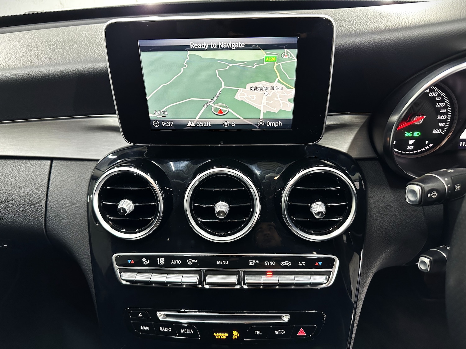 Used Mercedes-Benz C Class 2018 for sale - 76966878: Photo 24