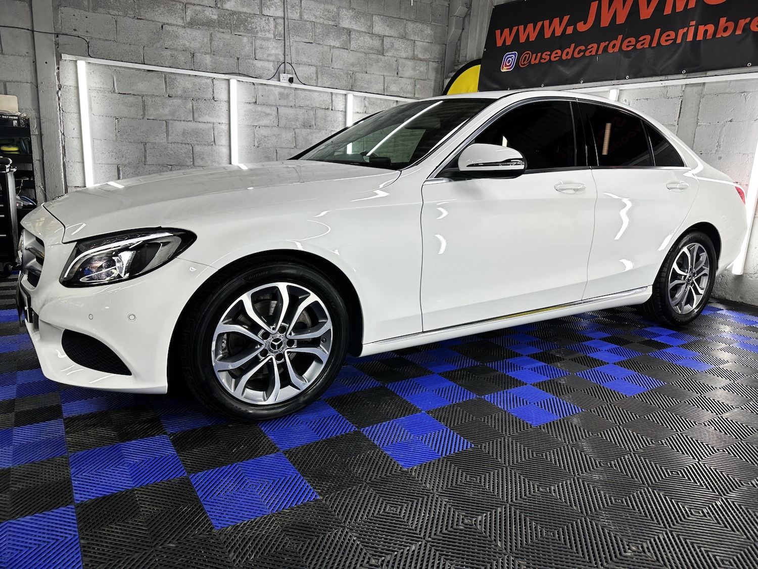 Used Mercedes-Benz C Class 2018 for sale - 76966878: Photo 44