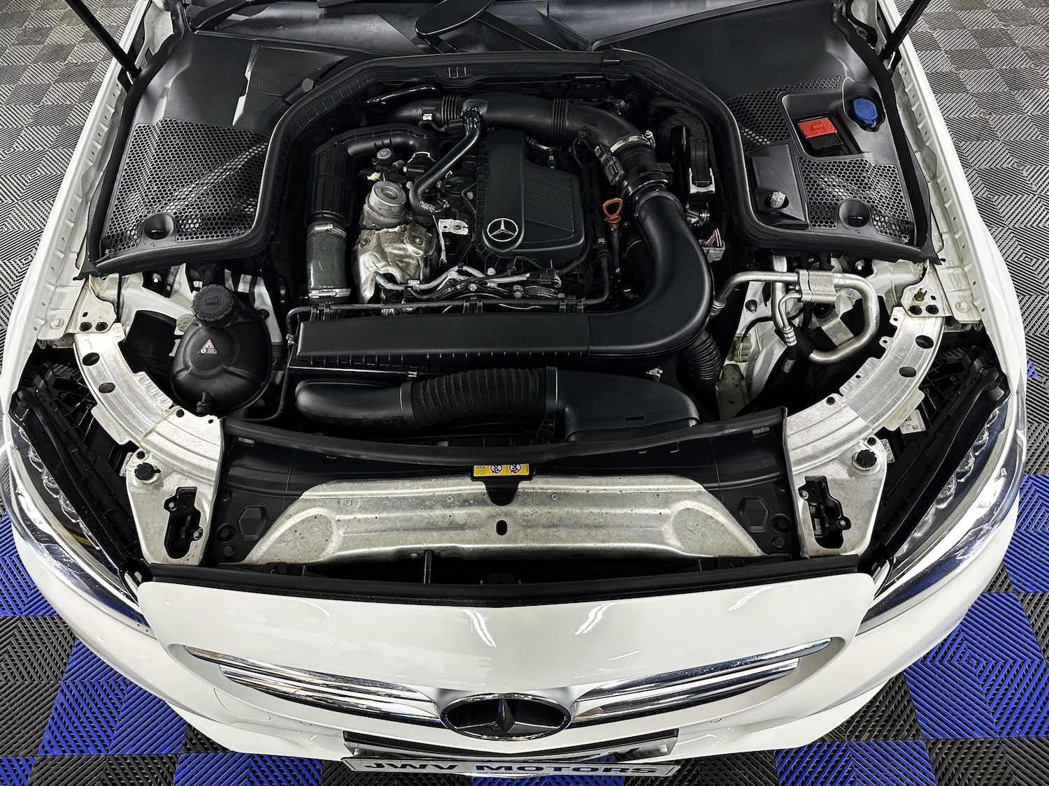 Used Mercedes-Benz C Class 2018 for sale - 76966878: Photo 64