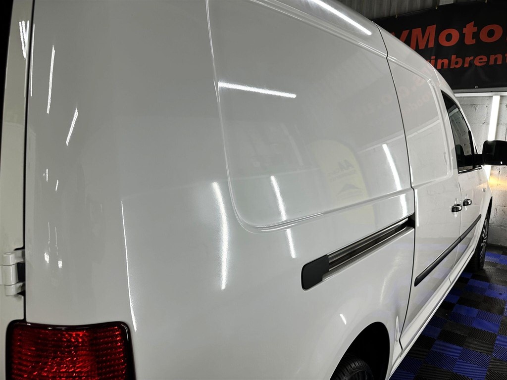 Used Volkswagen Caddy Maxi 2014 for sale - 77897254: Photo 14