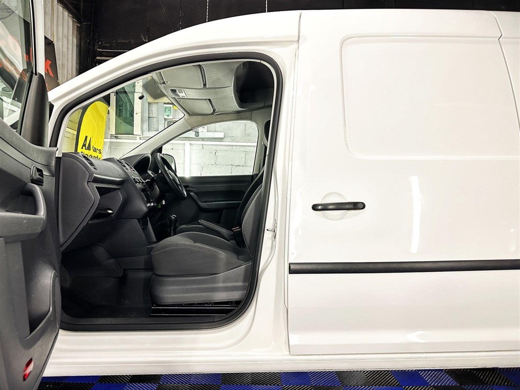 Used Volkswagen Caddy Maxi 2014 for sale - 77897254: Photo 18