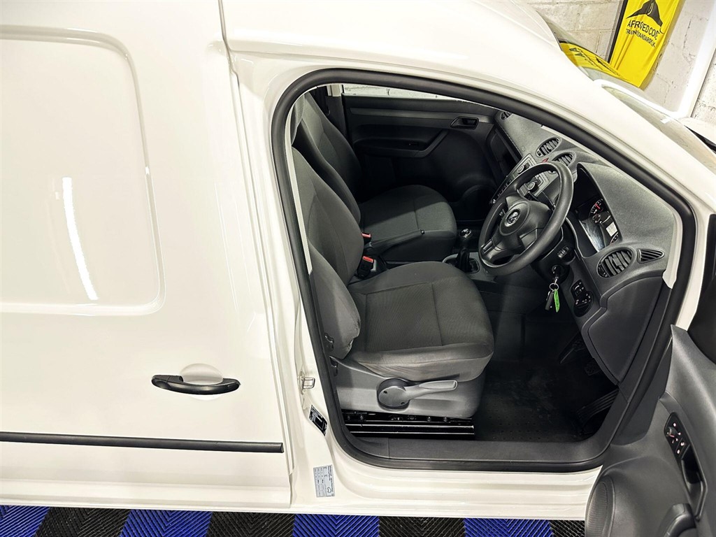 Used Volkswagen Caddy Maxi 2014 for sale - 77897254: Photo 26