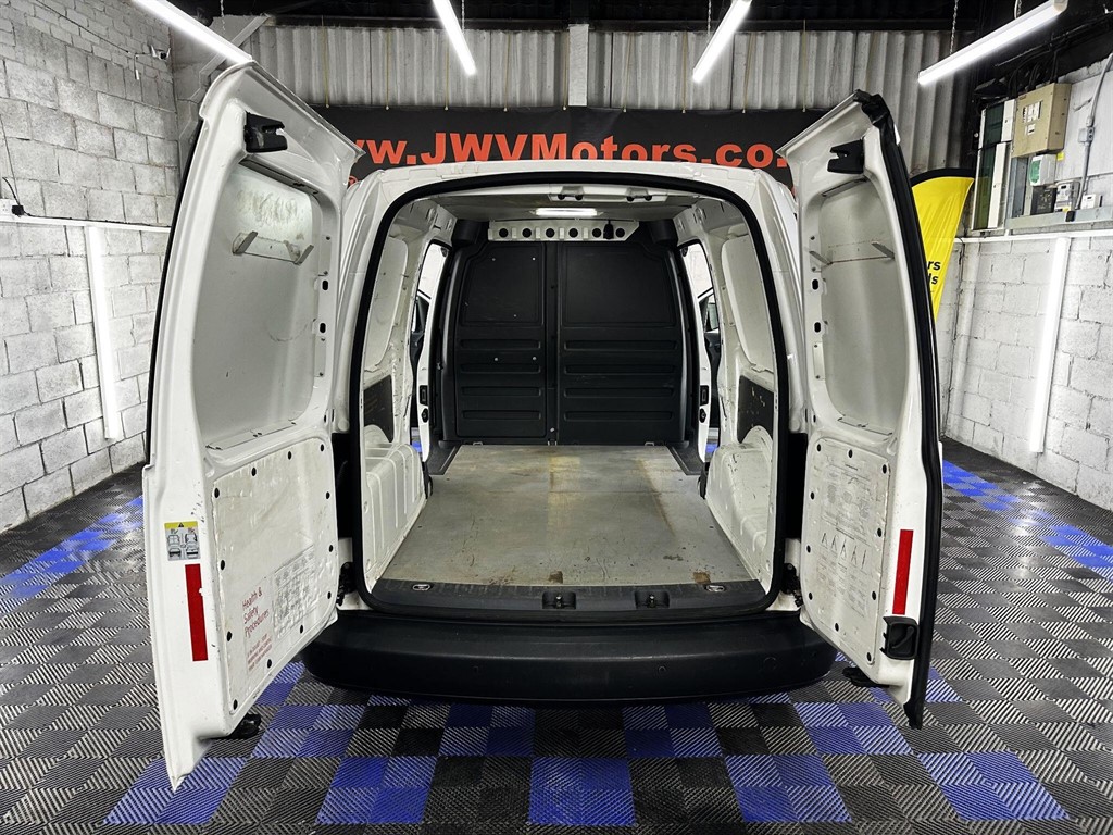 Used Volkswagen Caddy Maxi 2014 for sale - 77897254: Photo 33