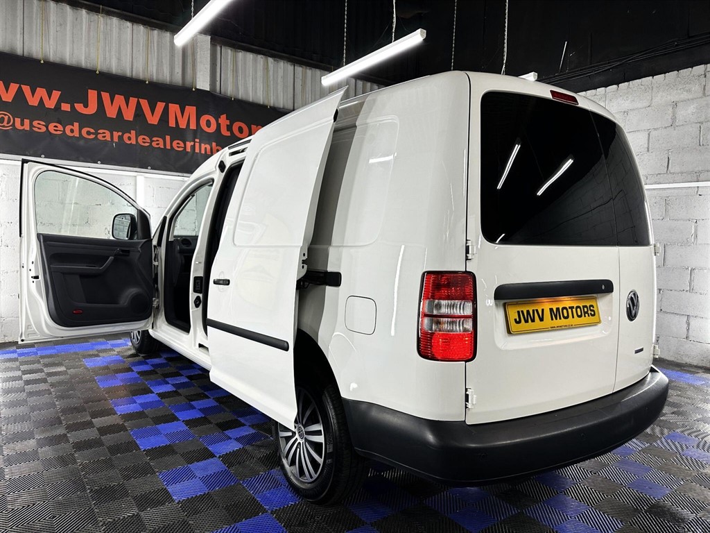 Used Volkswagen Caddy Maxi 2014 for sale - 77897254: Photo 35