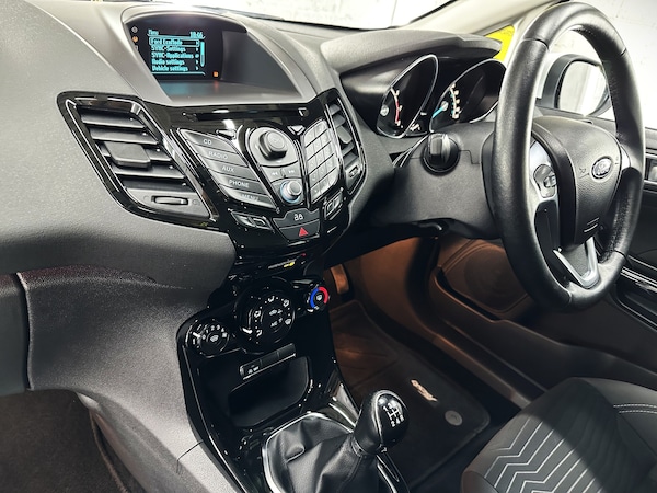 Used Ford Fiesta 2014 for sale - 75688797: Photo 21