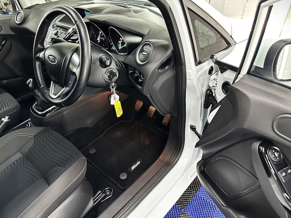 Used Ford Fiesta 2014 for sale - 75688797: Photo 24