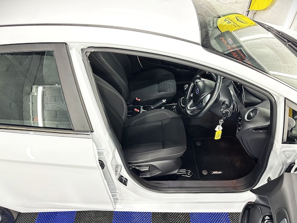 Used Ford Fiesta 2014 for sale - 75688797: Photo 26