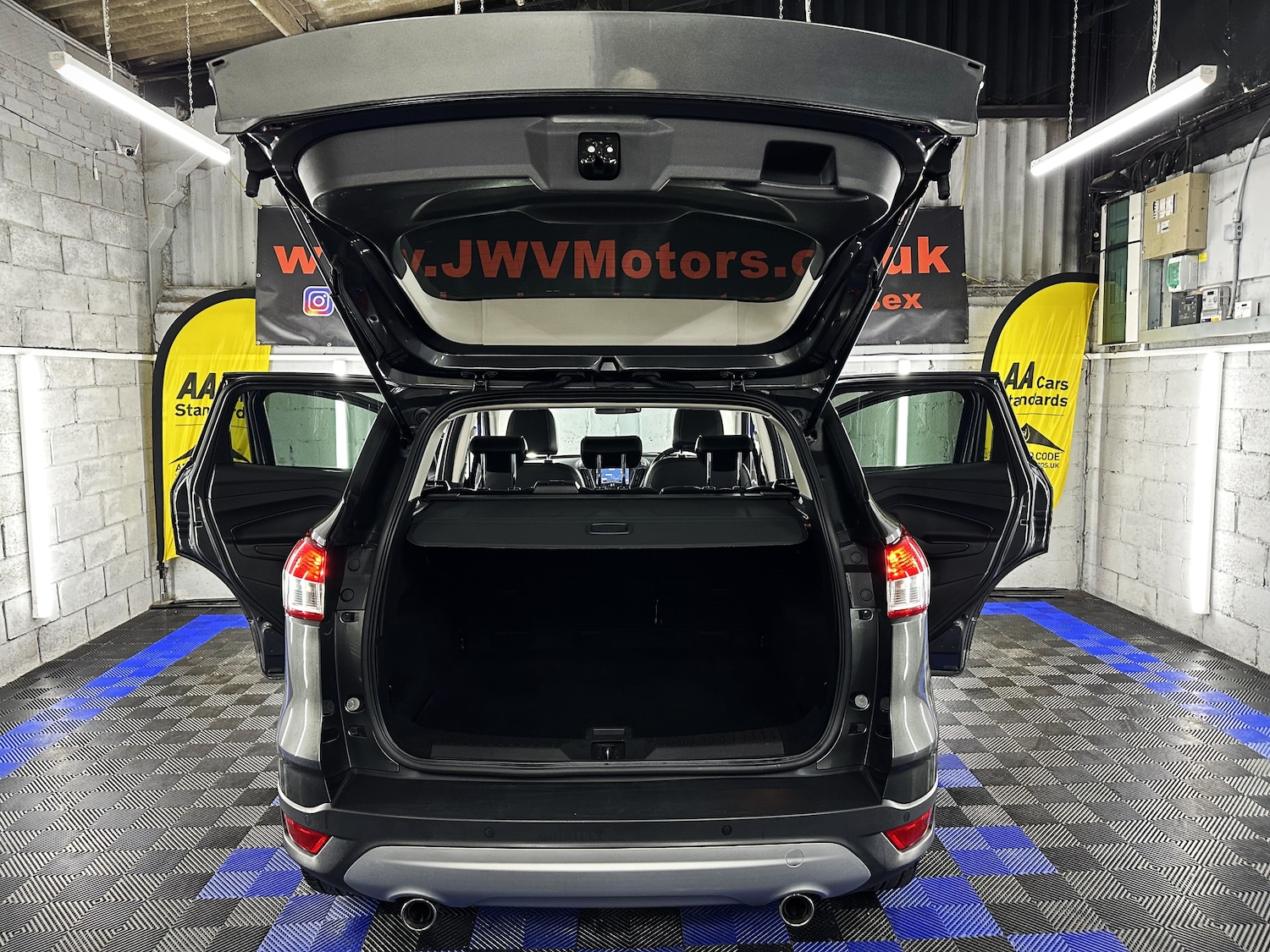 Used Ford Kuga 2016 for sale - 76518089: Photo 32